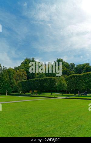 Schloss Hellbrunn, Hellbrunner Park, Wasserbecken Banque D'Images