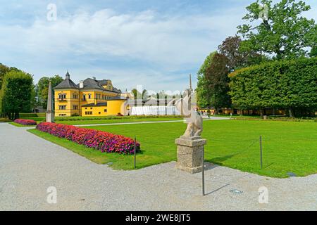 Schloss Hellbrunn, Hellbrunner Park, Obélisque, Statue, Einhorn Banque D'Images