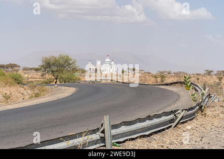 Scène de rue à la ville de Debark sur le bord du parc national de la montagne Simien en Éthiopie, Afrique Banque D'Images