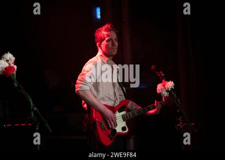 Le groupe britannique The Vaccines joue en direct au Festsaal Kreuzberg à Berlin. Banque D'Images