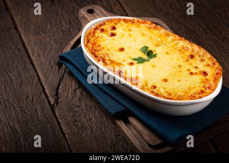 Shepherd's Pie (escondidinho). Cuisine brésilienne typique. Banque D'Images