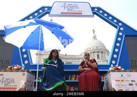 Kolkata, Inde. 23 janvier 2024. Écrivain éminent et lauréat Padma Bhushan 2023 Sudha Murthy prend la parole à la rencontre littéraire Tata Steel Kolkata 2024 au Victoria Memorial Hall. (Photo Sayantan Chakraborty/Pacific Press/Sipa USA) crédit : SIPA USA/Alamy Live News Banque D'Images