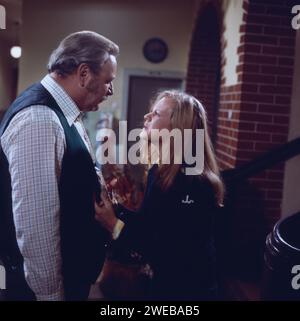 Der Wohltäter, Fernsehfilm, Deutschland 1975, Regie : Wolf Dietrich, Darsteller : Gustl Bayrhammer, Andrea l'Arronge Banque D'Images