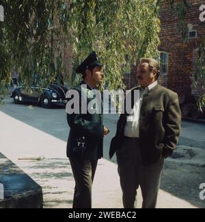 Der Wohltäter, Fernsehfilm, Deutschland 1975, Regie : Wolf Dietrich, Darsteller : Peter Gebhart, Gustl Bayrhammer Banque D'Images