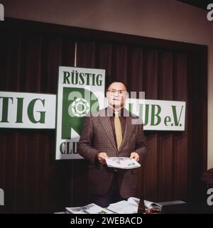 Der Wohltäter, Fernsehfilm, Deutschland 1975, Regie : Wolf Dietrich, Darsteller : Werner Kreindl, Banque D'Images