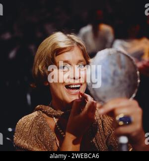 Maria Schell, österreichisch-schweizerische Schauspielerin, Filmstar der 1950er und 1960er Jahre, Portrait, vers 1980. Maria Schell, actrice austro-suisse, grande star de cinéma des années 1950 et 1960, portrait, vers 1980. Banque D'Images