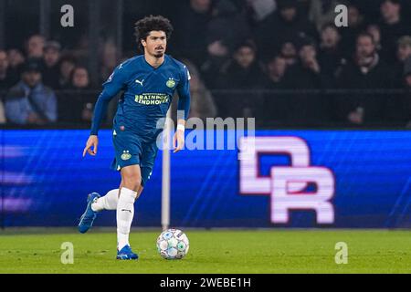 Rotterdam, pays-Bas. 24 janvier 2024. ROTTERDAM, PAYS-BAS - 24 JANVIER : André Ramalho du PSV court avec le ballon lors du match de la Toto KNVB Cup entre Feyenoord et PSV au Stadion Feyenoord le 24 janvier 2024 à Rotterdam, pays-Bas. (Photo de Joris Verwijst/Orange Pictures) crédit : Orange pics BV/Alamy Live News Banque D'Images