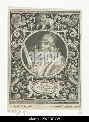 Portrait de Judas de Makkabeër en médaillon dans un cadre rectangulaire avec ornements, Nicolaes de Bruyn, 1594 impression Portrait de Judas de Makkabeër avec casque, épée et barbe en médaillon dans un cadre rectangulaire avec divers animaux tels qu'un lion, une dinde et un coq comme ornements avec des cornes d'abondance. Pays-Bas gravure sur papier Judas Maccabeus (pas dans le contexte biblique). Judas Maccabée (une des neuf valeurs) Banque D'Images