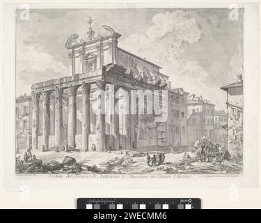 Tempel Van Antoninus en Faustina te Rome, Giovanni Battista Piranesi, 1748 - 1778 imprimer vue du temple d'Antoninus et Faustine sur le forum Romanum à Rome (la cella du temple a été transformée en église : le San Lorenzo in Miranda). Titre dans la marge de fin. Rome temple de gravure de papier, sanctuaire  religion romaine. église (extérieur). ruine d'un bâtiment  architecture. paysage avec ruines. Église catholique romaine Temple d'Antonin et Faustine. Forum Romanum. San Lorenzo à Miranda. Rome Banque D'Images