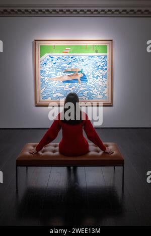 Christie's, Londres, Royaume-Uni. 25 janvier 2024. David Hockney, Californie, 1965. Estimation de l'ordre de 16 000 000 livres sterling. Un chef-d’œuvre exceptionnel invisible en public depuis plus de 40 ans sera présenté à la vente lors de la 20/21st Century London Evening sale le 7 mars 2024. Crédit : Malcolm Park/Alamy Live News Banque D'Images