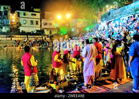 Festival Banganga, Festival Dev Diwali, Walkeshwar, Mumbai, Maharashtra, Inde, Asie Banque D'Images