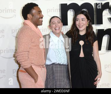 La photo doit être créditée ©Alpha Press 078237 17/01/2024 Donald Glover, Francesca Sloane et Maya Erskine à la projection spéciale MR & Mrs Smith à Londres. Banque D'Images