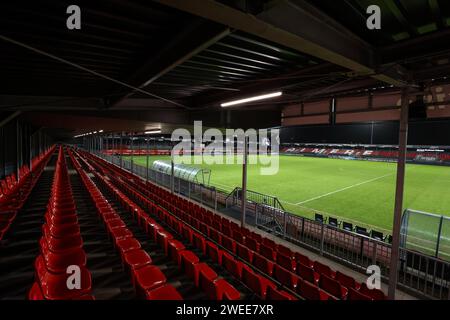 Almere, pays-Bas. 24 janvier 2024. ALMERE, PAYS-BAS - JANVIER 24 : vue d'ensemble des tribunes du Yanmar Stadion lors du match néerlandais d'Eredivisie entre Almere City FC et Fortuna Sittard au Yanmar Stadion le 24 janvier 2024 à Almere, pays-Bas. (Photo Orange Pictures) crédit : Orange pics BV/Alamy Live News Banque D'Images