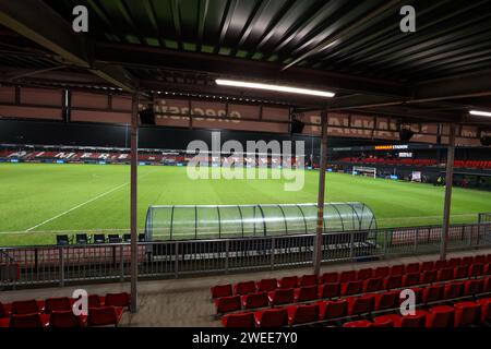 Almere, pays-Bas. 24 janvier 2024. ALMERE, PAYS-BAS - JANVIER 24 : vue d'ensemble des tribunes du Yanmar Stadion lors du match néerlandais d'Eredivisie entre Almere City FC et Fortuna Sittard au Yanmar Stadion le 24 janvier 2024 à Almere, pays-Bas. (Photo Orange Pictures) crédit : Orange pics BV/Alamy Live News Banque D'Images