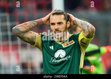 Christopher TRIMMEL, Union Berlin 28 dans le match de rattrapage FC BAYERN MUENCHEN - 1.FC UNION BERLIN 1-0 le 24 janvier 2024 à Munich, Allemagne. Saison 2023/2024, 1.Bundesliga, FCB, München, match 13, 13.Spieltag © Peter Schatz / Alamy Live News - LA RÉGLEMENTATION DFL INTERDIT TOUTE UTILISATION DE PHOTOGRAPHIES comme SÉQUENCES D'IMAGES et/ou QUASI-VIDÉO - Banque D'Images