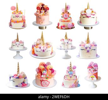 Ensemble de beaux gâteaux licorne d'anniversaire avec cornes dorées, cils et glaçage au fromage à la crème isolé sur fond blanc, png Banque D'Images
