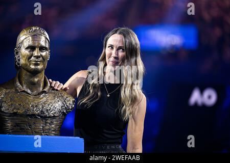 Paris, France. 24 janvier 2024. La femme de Lleyton Hewitt bec Hewitt lors du tournoi de tennis du Grand Chelem de l'Open d'Australie AO 2024 le 24 janvier 2024 à Melbourne Park, en Australie. Crédit : Victor Joly/Alamy Live News Banque D'Images