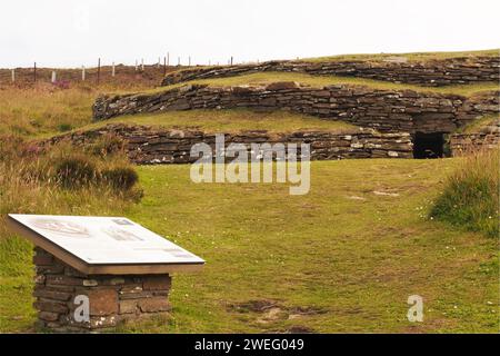 Wideford Hill, cairn en chambre néolithique, montrant l'entrée et la construction en pierre, Kirkwall, Orcades, Écosse, Royaume-Uni Banque D'Images