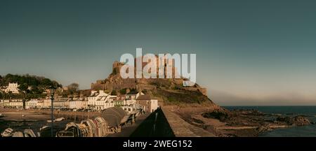 Château du Mont Orgueil construit vers 1204 - Jersey, îles Anglo-Normandes Banque D'Images