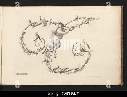 PORTÉE ONNALLY U, Lorenzo Lorenzi, d'après Mauro Poggi, d'après Andrea Bimbi, 1745 - 1765 print lettre ornementale U, décorée de deux oiseaux et d'une femelle sater. L'impression fait partie d'un album. gravure sur papier / gravure de lettres, alphabet, script. lettres fantaisie Banque D'Images