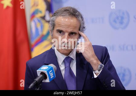 Nations Unies, New York, Etats-Unis, 25 janvier 2024 - Rafael Mariano Grossi, Directeur général de l'Agence internationale de l'énergie atomique (AIEA), informe les journalistes aujourd'hui au Siège des Nations Unies à New York. Photo : Luiz Rampelotto/EuropaNewswire usage éditorial uniquement. Non destiné à UN USAGE commercial ! Banque D'Images