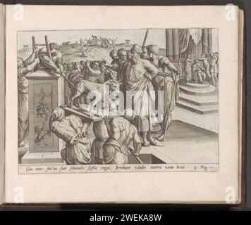 Jerobeam a deux veaux taureaux dorés mis en place, 1579 impression sous la direction de JeroBeam, une statue dorée de veau taureau est hissée sur un piédestal. En arrière-plan, les Israélites adorent l'autre taureau veau. A droite en arrière-plan le couronnement de JeroBeam. Sous le spectacle une référence en latin au texte de la Bible en 1 Kon. 12. L'impression fait partie d'un album. Gravure sur papier les dix tribus du nord font de Jéroboam roi d'Israël et établissent la capitale de Sichem (échangée plus tard contre Tirzah). Jéroboam établit deux veaux d'or, l'un à Béthel et l'autre à Dan Banque D'Images