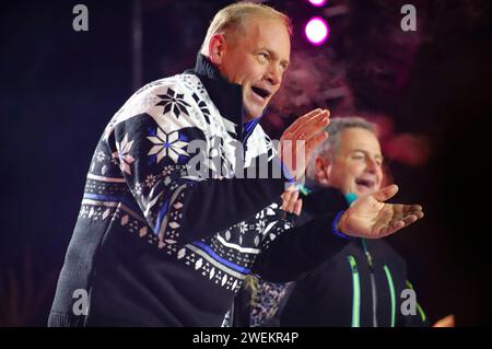 Fritz Kristoferitsch Die Edlseer und Norbert rier Kastelruther Spatzen BEI der Generalprobe zur TV-Show Wenn die Musi spielt - Winter Open Air 2024 auf dem Open Air Gelände neben der Kaiserburg Bergbahn. Bad Kleinkirchheim, 19.01.2024 *** Fritz Kristoferitsch Die Edlseer et Norbert rier Kastelruther Spatzen lors de la répétition générale de l'émission Wenn die Musi spielt Winter Open Air 2024 sur le site en plein air près du chemin de fer de montagne Kaiserburg à Bad Kleinkirchheim, 19 01 2024 Foto:XS.xNömerx/xFuturexex musi 4130 Banque D'Images