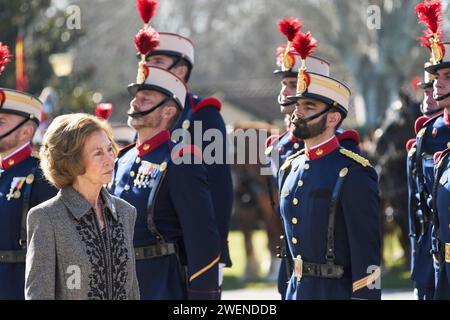 El Pardo, Madrid, Espagne. 26 janvier 2024. La reine Sofia d'Espagne assiste à l'acte de serment ou de serment au drapeau espagnol au Cuartel del Rey le 26 janvier 2024 à El Pardo, Espagne (crédit image : © Jack Abuin/ZUMA Press Wire) USAGE ÉDITORIAL SEULEMENT! Non destiné à UN USAGE commercial ! Banque D'Images