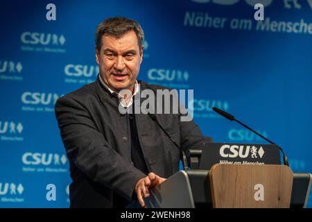 Politik, CSU, 20240126, Pressekonferenz nach Sitzung des CSU-Vorstands 26. Januar 2024. Im Bild Ministerpräsident Bayern Dr. Markus Söder spricht. München CSU-Landesleitung Bayern Deutschland *** politique, CSU, 20240126, Conférence de presse après la réunion du Comité exécutif de la CSU 26 janvier 2024 sur l'image Ministre Président de Bavière Dr Markus Söder prend la parole Munich Conseil exécutif de l'Etat de la CSU Bavière Allemagne Copyright : Passion2Press/MarkusxFischerx Banque D'Images