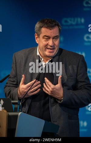Politik, CSU, 20240126, Pressekonferenz nach Sitzung des CSU-Vorstands 26. Januar 2024. Im Bild Ministerpräsident Bayern Dr. Markus Söder spricht Gestik Mimig. München CSU-Landesleitung Bayern Deutschland *** politique, CSU, 20240126, Conférence de presse après la réunion du conseil d'administration de la CSU 26 janvier 2024 dans l'image le Premier ministre de Bavière Dr Markus Söder prend la parole Mimig Munich leadership de l'Etat de la CSU Bavière Allemagne Copyright : Passion2Press/MarkusxFischerx Banque D'Images