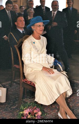 Copenhague, Danemark /08-09-2004/la reine Margrethe II de Danemark arrive à la mairie de Copenahgen dans la capitale danoise. (Photo.Francis Joseph Dean/Dean Pictures) Banque D'Images