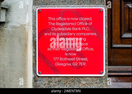 Une enseigne de succursale de Clydesdale Bank / Virgin Money Bank, St Vincent place, Glasgow, Écosse, Royaume-Uni, Europe Banque D'Images