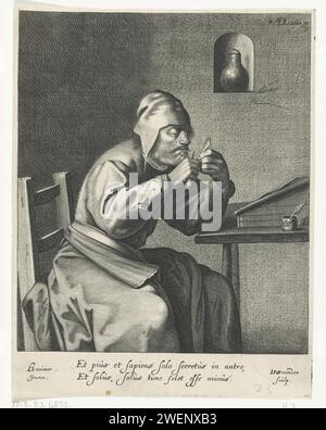 Pennesnijder, Daniël van den Bremden, d'après Adriaen Brouwer, c. 1625 - c. 1665 imprimer Un homme est assis à une table d'écriture et coupe sa plume. Sur la table se trouve un pot d'encre avec un stylo. Dans le mur une niche avec une cruche. stylo à aiguiser pour gravure de papier (quill) (+ en atelier, laboratoire) Banque D'Images