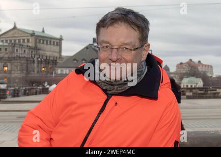 Holger Zastrow parteilos, geb. 12 janvier 1969 in Dresden ist ein deutscher Unternehmer und Politiker. Er war von 1999 bis 2019 Landesvorsitzender der FDP Sachsen und zwischen 2011 und 2013 gehörte er als stellvertretender Bundesvorsitzender sowie zwischen 2015 und 2017 als Beisitzer dem Präsidium der FDP an. Im Januar 2024 erklärte Zastrow seinen Austritt aus der FDP. Er will eine eigene Sammlungsbewegung aufbauen. *** Holger Zastrow non-parti, né le 12 janvier 1969 à Dresde est un entrepreneur et homme politique allemand, il a été président d'État du FDP de Saxe de 1999 à 2019 et entre 2011 an Banque D'Images