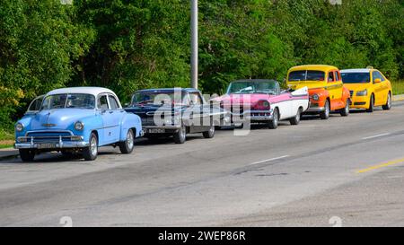 Voiture ancien véhicule américain vintage, Varadero, Cuba Banque D'Images