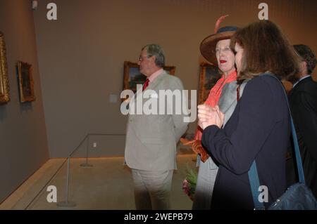 S.M. la Reine Margrethe II et S.A.R. le Prince Henrik ont assisté à l'inauguration du musée Ordrupgaard nouvelles bâtiment architecte de naissance irakienne Zaha Hadid Salen qui est né à Babdad, Irak en 1950, exposition du peintre français Gauguin Ordrup Copenhague Danemark 30 août 2005 (photo de Francis Dean/Dean Pictures) Banque D'Images