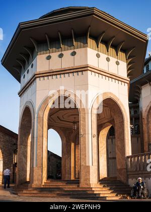 Détails architecturaux de la mosquée de la place Taksim à Istanbul Banque D'Images