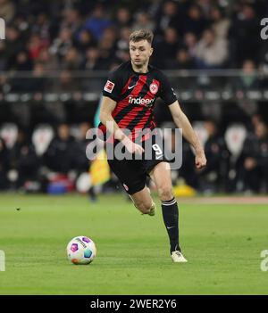 Frankfurt am main, Deutschland. 26 janvier 2024. 26.01.2024, Fussball Bundesliga, Eintracht Frankfurt - 1. FSv Mainz 05, emonline, emspor, v.l., Sasa Kalajdzic (Eintracht Frankfurt) LES RÈGLEMENTS DFL/DFB INTERDISENT TOUTE UTILISATION DE PHOTOGRAPHIES COMME SÉQUENCES D'IMAGES ET/OU QUASI-VIDÉO. Xdcx crédit : dpa/Alamy Live News Banque D'Images