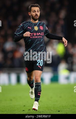 LONDRES, Royaume-Uni - 26 janvier 2024 : Bernardo Silva de Manchester City lors du quatrième tour de la FA Cup entre Tottenham Hotspur FC et Manchester City FC au Tottenham Hotspur Stadium (crédit : Craig Mercer/ Alamy Live News) Banque D'Images