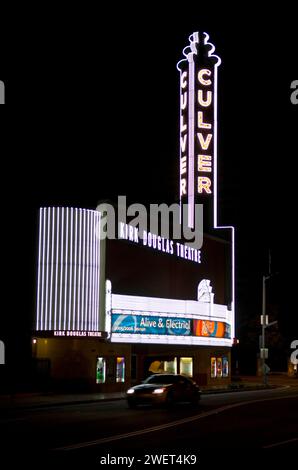 Le théâtre art déco classique Culver avec enseigne néon à Culver City, CA, USA Banque D'Images