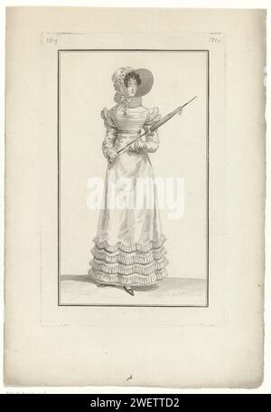 Journal des dames et de la mode, costume parisien, 5 juin 1819 (1820), 1819 Femme debout avec un chapeau à baldaquin de 'paille d'Italie' sur la tête orné de fleurs. Elle porte une commode dressiste (percale) avec des bandes plissées de musseline dans un motif de golf. Col plissé haut. Parasol dans les mains. Chaussures plates avec nez carrés. Prof pression d'un tirage du magazine de mode Journal des Dames et des modes, édité par Pierre de la Mésangère, Paris, 1797-1839. plaques de mode gravées en papier. casque : chapeau (+ vêtements pour femmes). robe, robe (+ vêtements pour femmes). cou-équipement  vêtements Banque D'Images