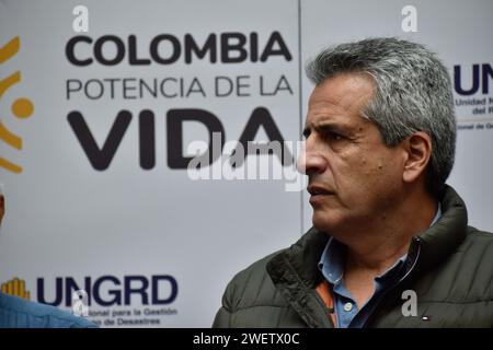 Bogota, Colombie. 26 janvier 2024. Le ministre colombien de l'intérieur Luis Fernando Velasco lors d'une conférence de presse tenue par les ministres de l'environnement, de l'intérieur et de la Défense à Bogota, en Colombie, en réponse aux incendies de forêt présentés les jours précédents, le 26 janvier 2024. Photo : Cristian Bayona/long Visual Press crédit : long Visual Press/Alamy Live News Banque D'Images