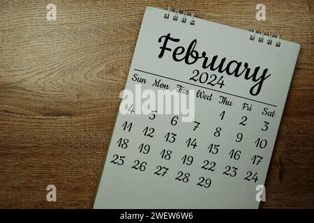 Calendrier mensuel annuel de bureau de février 2024 pour la planification et la gestion Banque D'Images