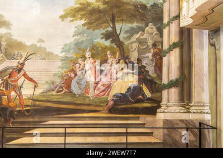 Fresques rococo du peintre italien Karl Henrici (1737-1823) au Palais Menz dans le centre historique de Bolzano, Tyrol du Sud, Trentin-Haut-Adige, Italie Banque D'Images