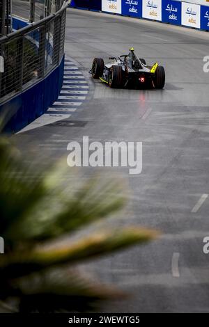 Diriyah, Arabie saoudite. 26 janvier 2024. 03 SETTE CAMARA Sergio (BRA), ERT Formula E Team, ERT X24, action lors de l'E-Prix Diriyah 2024, 2e meeting du Championnat du monde ABB FIA Formula E 2023-24, sur le circuit de Riyad du 25 au 27 janvier, à Diriyah, Arabie Saoudite crédit : Independent photo Agency/Alamy Live News Banque D'Images