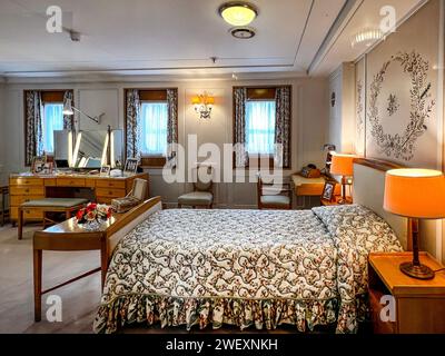 La suite Honeyroom à bord du yacht Britannia de sa Majesté. Cette chambre a été utilisée par le prince Charles quand il a passé sa lune de miel sur le yacht royal avec Prince Banque D'Images