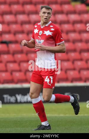 Jack Shepherd de Barnsley lors du match Sky Bet League 1 Barnsley vs Exeter City à Oakwell, Barnsley, Royaume-Uni, le 27 janvier 2024 (photo Alfie Cosgrove/News Images) Banque D'Images