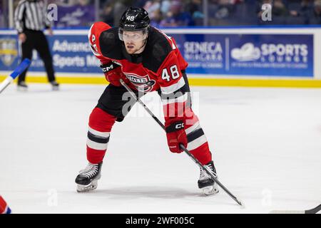 26 janvier 2024 : l'attaquant des Utica Comets Erik Middendorf (48) patine en première période contre les Americans de Rochester. Les Americans de Rochester ont accueilli les Utica Comets dans un match de la Ligue américaine de hockey à Blue Cross Arena à Rochester, New York. (Jonathan Tenca/CSM) Banque D'Images