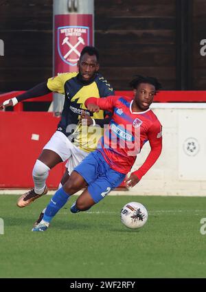 DAGENHAM, ANGLETERRE - Keenan Appiah-Forson de Dagenham & Redbridge (prêté par West Ham United) lors du match de Ligue nationale entre Dagenham et REDB Banque D'Images