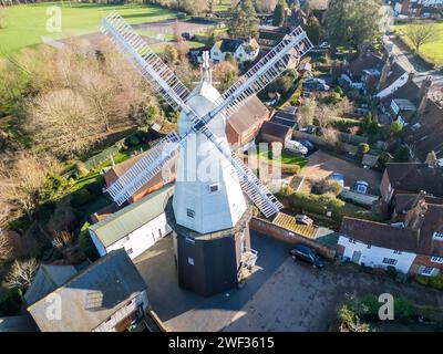 Vue aérienne du moulin à smock Union est le plus haut moulin à smock en activité au Royaume-Uni à cranbrook kent Banque D'Images